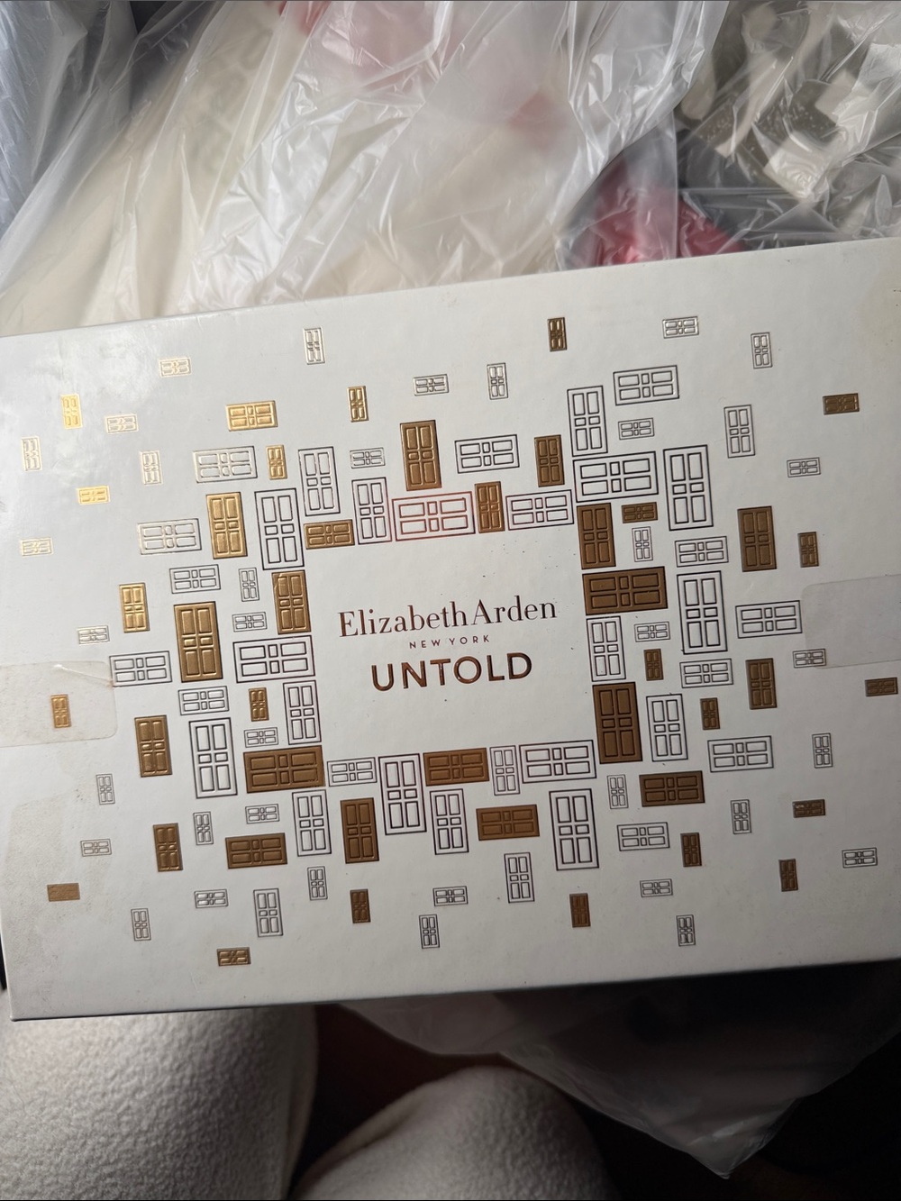 Elizabeth Arden Untold Decorative Box in White and Gold Accents